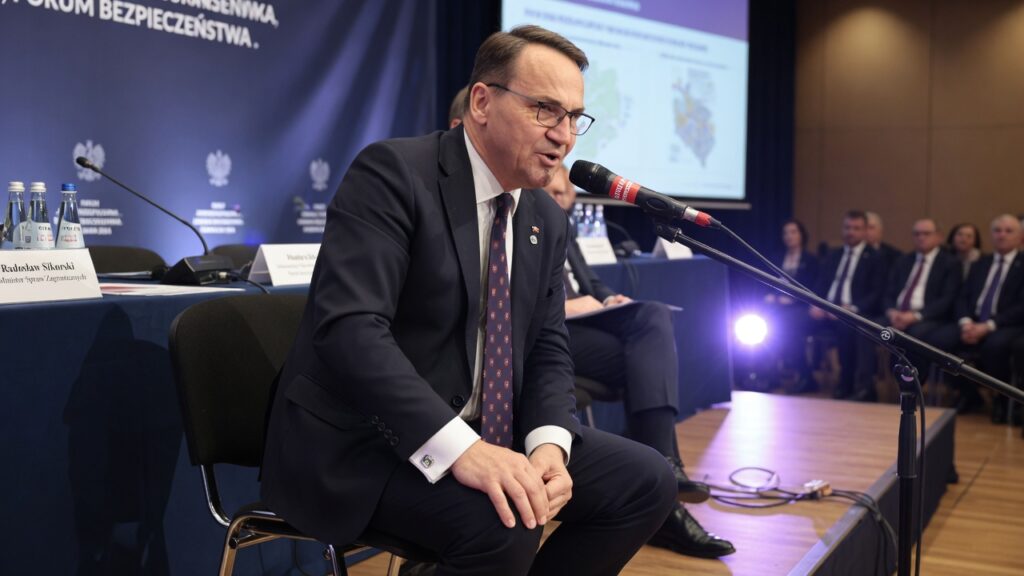 Sikorski Speaking at a Conference